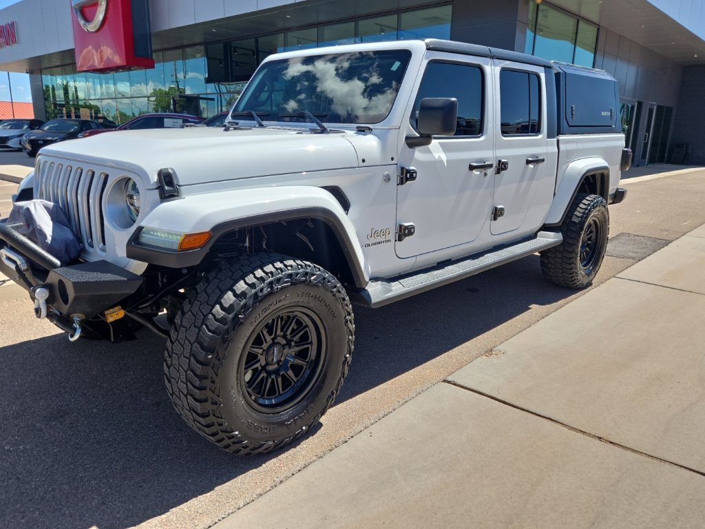 Used 2020 Jeep Gladiator Overland AWD/4WD image 9
