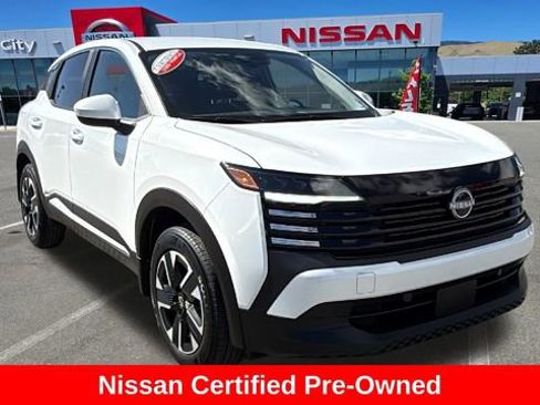 Certified 2025 Nissan Kicks SV image 1