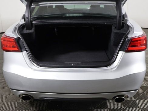 Used 2018 Nissan Maxima 3.5 S image 12
