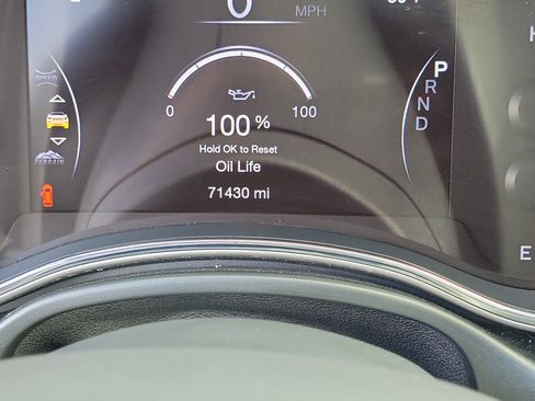 Used 2020 Jeep Grand Cherokee Limited image 25