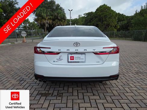 Used 2026 Toyota Camry SE FWD image 10