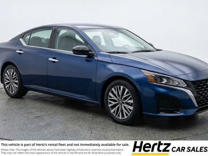 Used 2025 Nissan Altima 2.5 SV