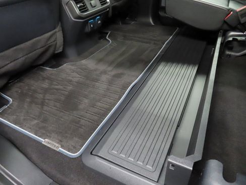 Used 2024 Ford F150 Lariat w/ Equipment Group 502A High image 70