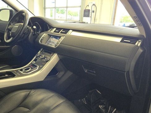 Used 2013 Land Rover Range Rover Evoque Pure Plus AWD/4WD image 4