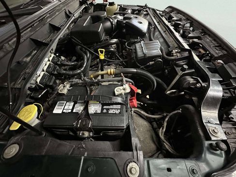 Used 2011 Ford F250 XLT w/ XLT Interior Pkg image 11