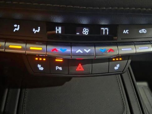 Used 2021 Cadillac XT4 Premium Luxury w/ Cold Weather Package image 22