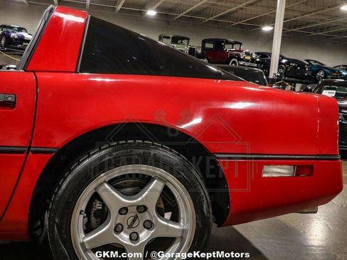 Used 1987 Chevrolet Corvette Coupe image 37