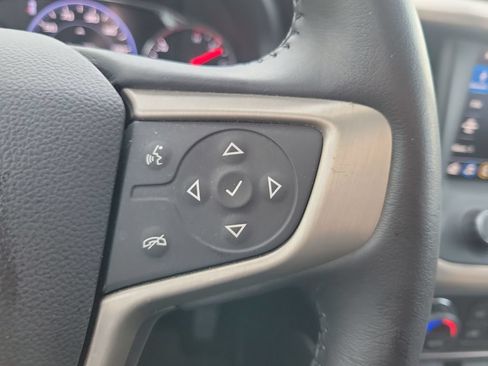 Used 2021 GMC Acadia Denali w/ Denali Technology Package FWD image 24