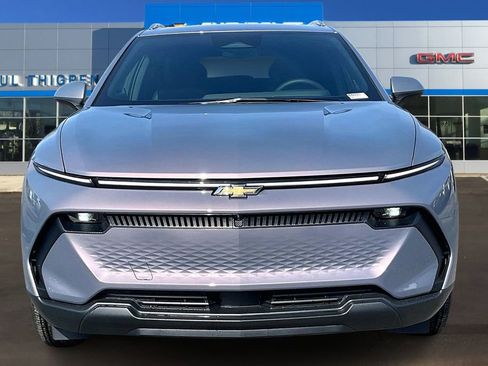 New 2026 Chevrolet Equinox EV LT FWD image 17