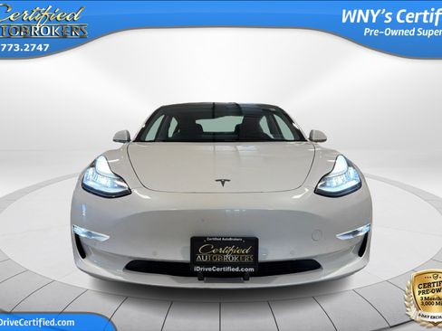 Used 2018 Tesla Model 3 Performance AWD/4WD image 2