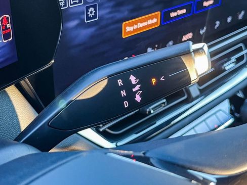 New 2026 Chevrolet Equinox EV RS image 18