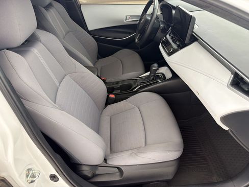 Used 2024 Toyota Corolla SE AWD/4WD image 23