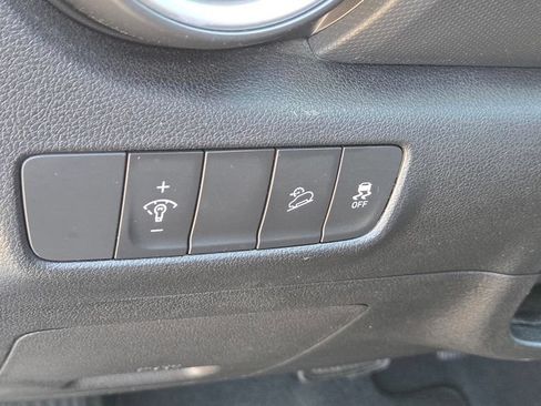 Used 2023 Hyundai Kona SEL FWD image 17