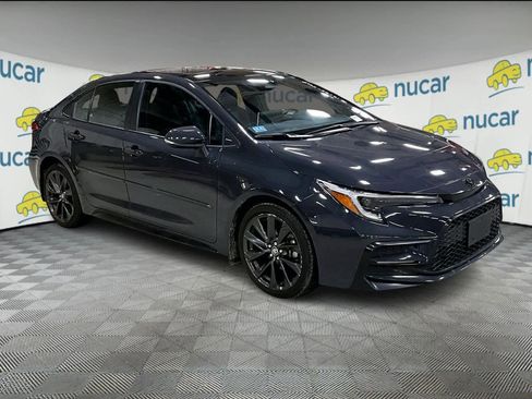 Certified 2025 Toyota Corolla XSE image 1