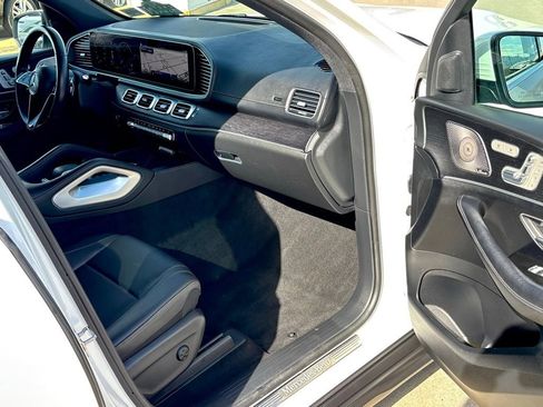 Used 2024 Mercedes-Benz GLS 450 GLS 450 image 32