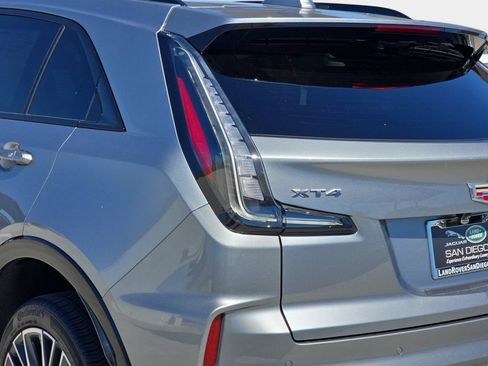 Used 2025 Cadillac XT4 Sport FWD image 37