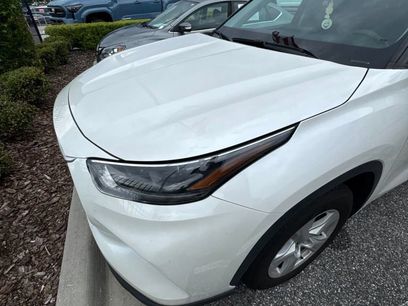 Used 2021 Toyota Highlander L