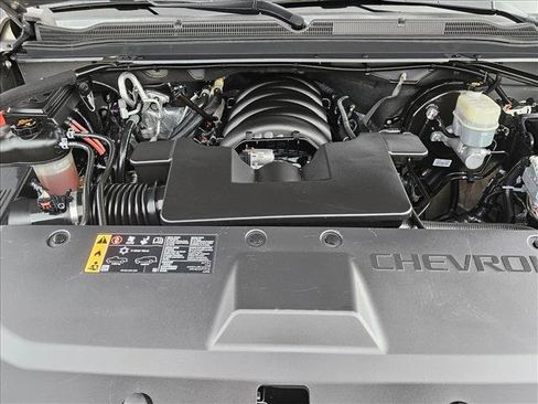 Used 2019 Chevrolet Tahoe LT w/ LT Signature Package image 26