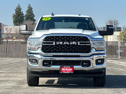 Used 2024 RAM 3500 Big Horn image 9