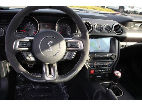 Used 2017 Ford Mustang Shelby GT350 image 5