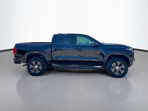 Used 2024 GMC Canyon AT4 w/ Technology Package AWD/4WD image 8