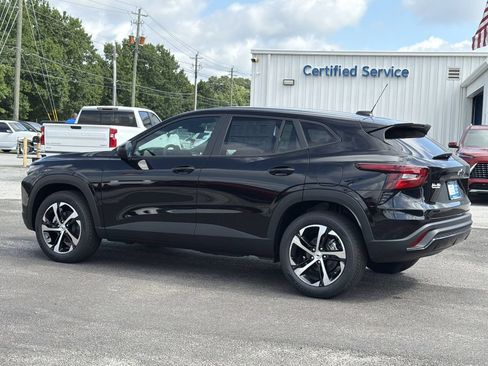 New 2026 Chevrolet Trax RS w/ Driver Confidence Package FWD image 17