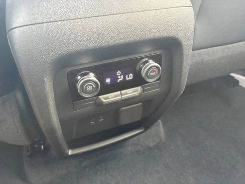 Used 2026 Buick Enclave Preferred w/ Power Package AWD/4WD image 24