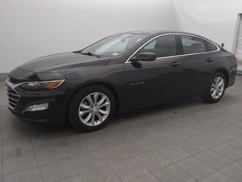 Used 2023 Chevrolet Malibu LT FWD image 2