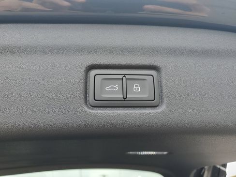 New 2027 Audi Q6 e-tron Premium Plus AWD/4WD image 10