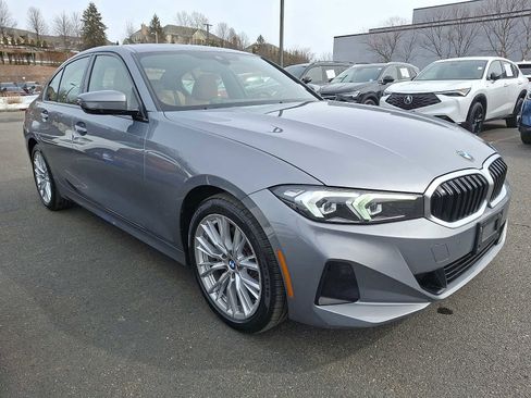 Used 2023 BMW 330i xDrive Sedan w/ Premium Package AWD/4WD image 3