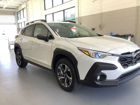 Used 2024 Subaru Crosstrek 2.0i Premium AWD/4WD image 28