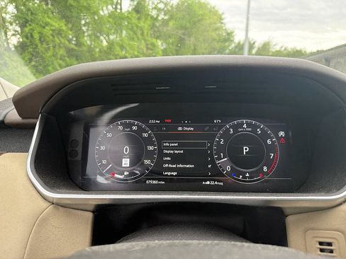 Used 2018 Land Rover Range Rover Sport HSE AWD/4WD image 14