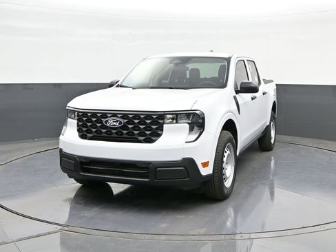 New 2025 Ford Maverick XL w/ Equipment Group 102A image 27