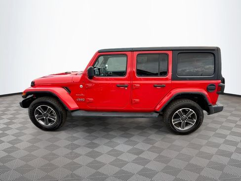 Used 2023 Jeep Wrangler Unlimited Sahara AWD/4WD image 9