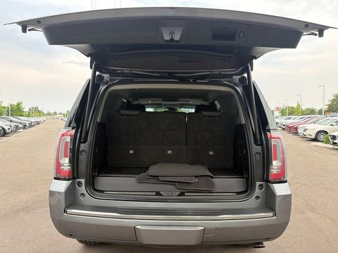 Used 2018 GMC Yukon Denali w/ Denali Ultimate Package AWD/4WD image 16