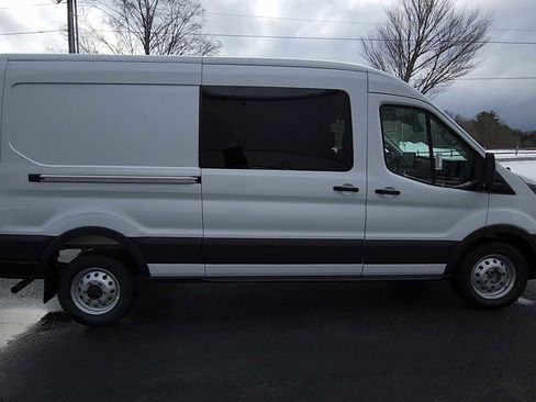 New 2026 Ford Transit 250 148 Medium Roof Extended AWD image 9