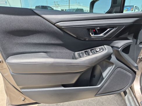Used 2022 Subaru Outback Premium AWD/4WD image 21