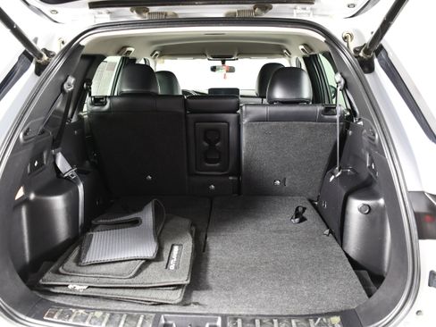Used 2022 Mitsubishi Outlander SE AWD/4WD image 48