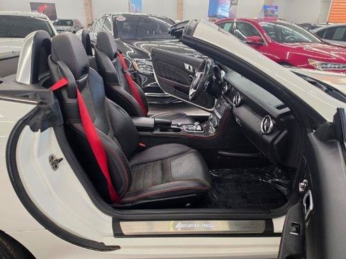 Used 2017 Mercedes-Benz SLC 43 AMG image 38