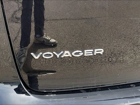 Used 2024 Chrysler Voyager LX FWD image 27