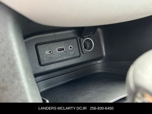 Used 2024 Chevrolet Equinox LS image 27
