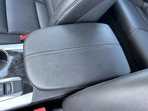 Used 2018 Acura TLX V6 image 36