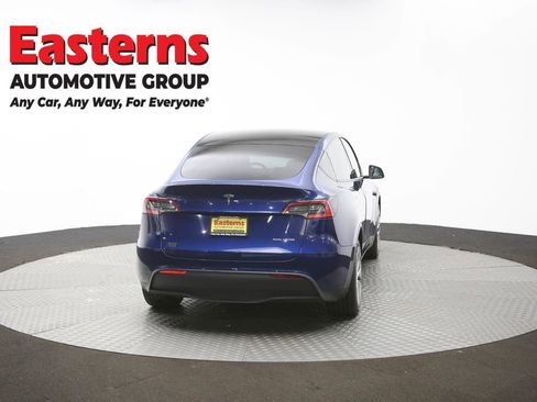 Used 2021 Tesla Model Y Long Range image 32