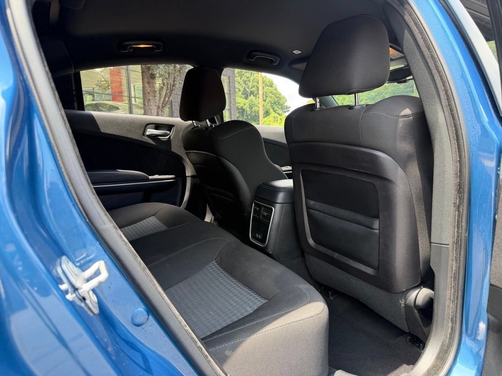 Used 2023 Dodge Charger R/T w/ Performance Handling Group RWD image 38
