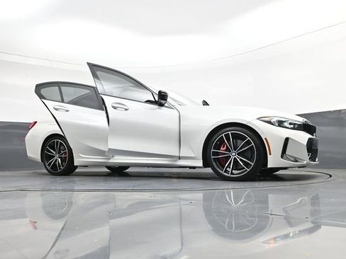 Used 2023 BMW 330i Sedan w/ M Sport Package RWD image 42