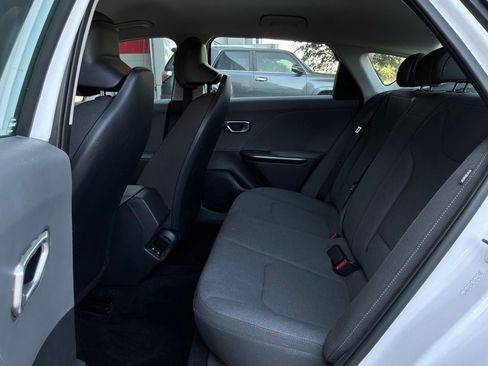 Used 2025 Kia K4 FWD image 11
