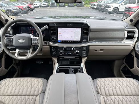 New 2026 Ford F250 Platinum w/ Platinum Plus Package AWD/4WD image 10