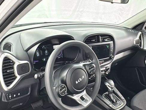 New 2025 Kia Soul LX image 34