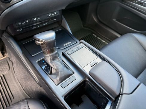 Used 2019 Lexus ES 350 image 13