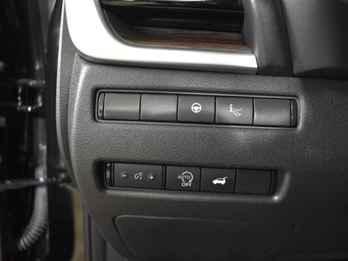 Certified 2026 Nissan Rogue Platinum w/ Platinum Premium Package AWD/4WD image 14